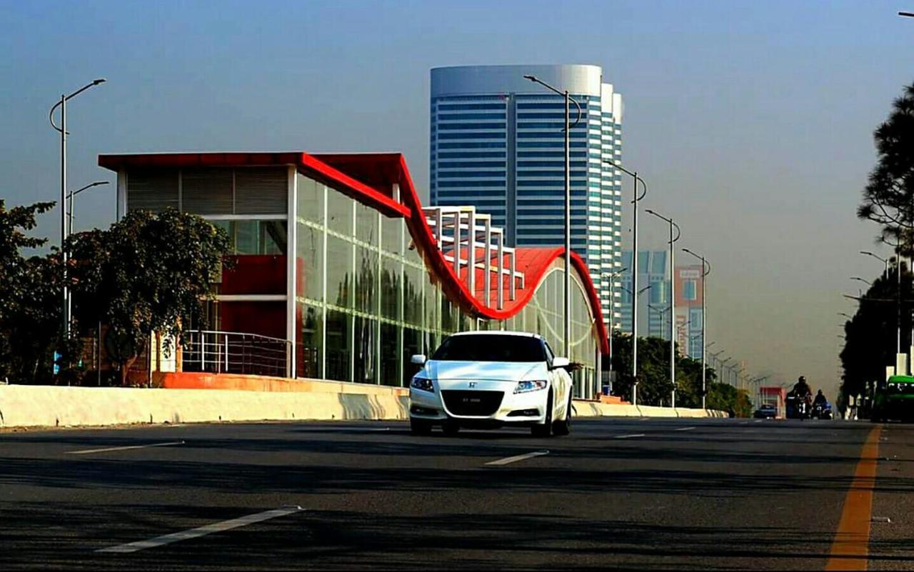 Royal Residencia Centaurus Appartamento Islamabad Esterno foto