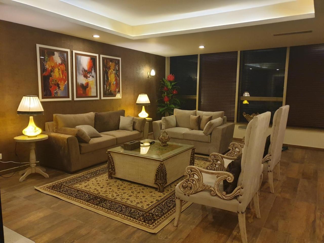 Royal Residencia Centaurus Appartamento Islamabad Esterno foto